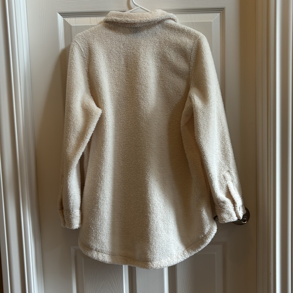 Universal Thread Shacket - Picture 2 of 16